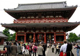 Foreign tourists shun Japan after March 11th